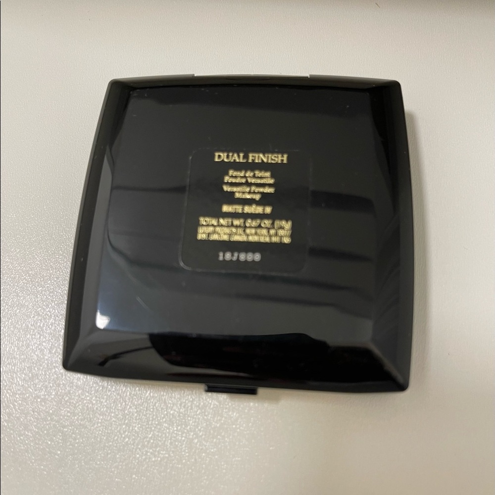 Makeup bundle - Picture 6 of 6